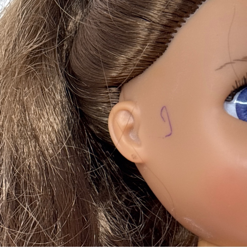Pink Fashion Doll with Patterned Leggings - Kids Toy • has defects: ink ✍️ mark - Picture 6 of 8